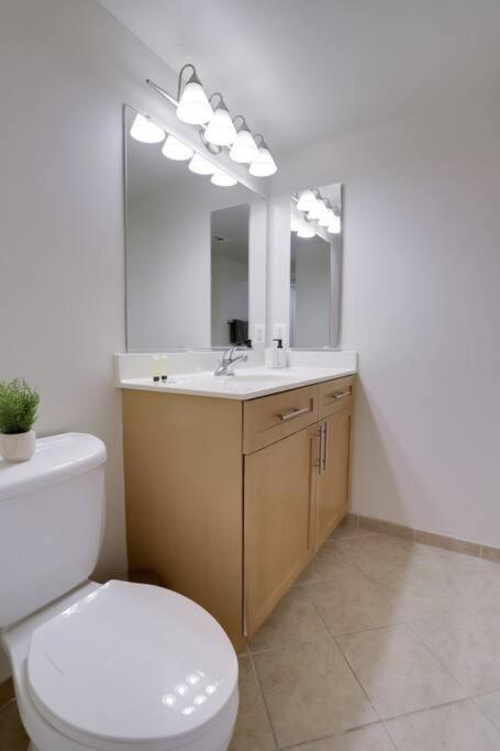 Pentagon City Comfort Modern Stay Арлингтон Экстерьер фото